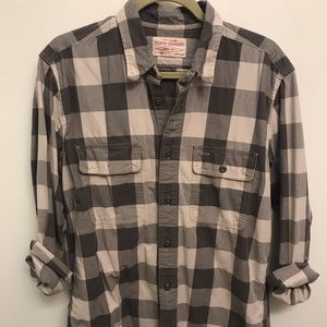 Filson lightweight long sleeve button up Men’s S